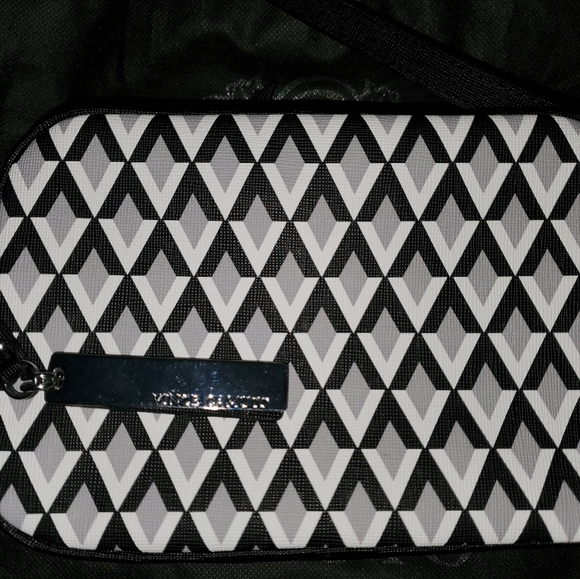 Handbag - Picture 3 of 5